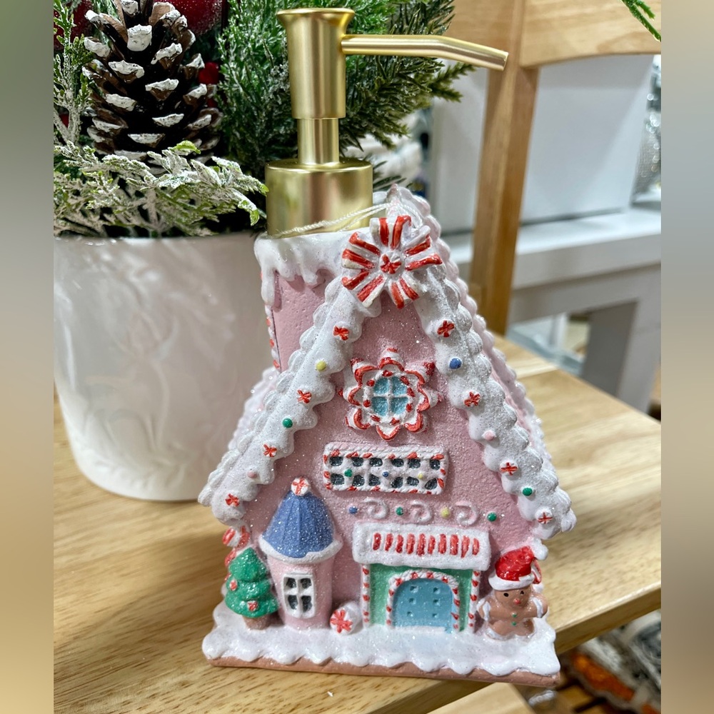 Pink Christmas Pink Gingerbread House Candy Glitter Soap Dispenser NWT